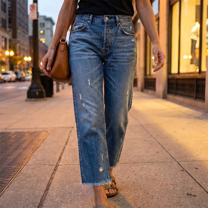 Abigail | Women's Retro Cropped Straight Jeans - Light Blue