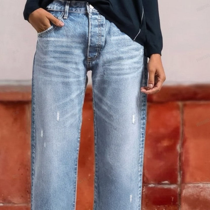 Abigail | Women's Retro Cropped Straight Jeans - image 9