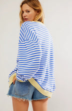 Darcy | Women's Striped Oversized Jumper, Relaxed Fit Knit Top | Animated Apparel | Donkerblauw & Rood