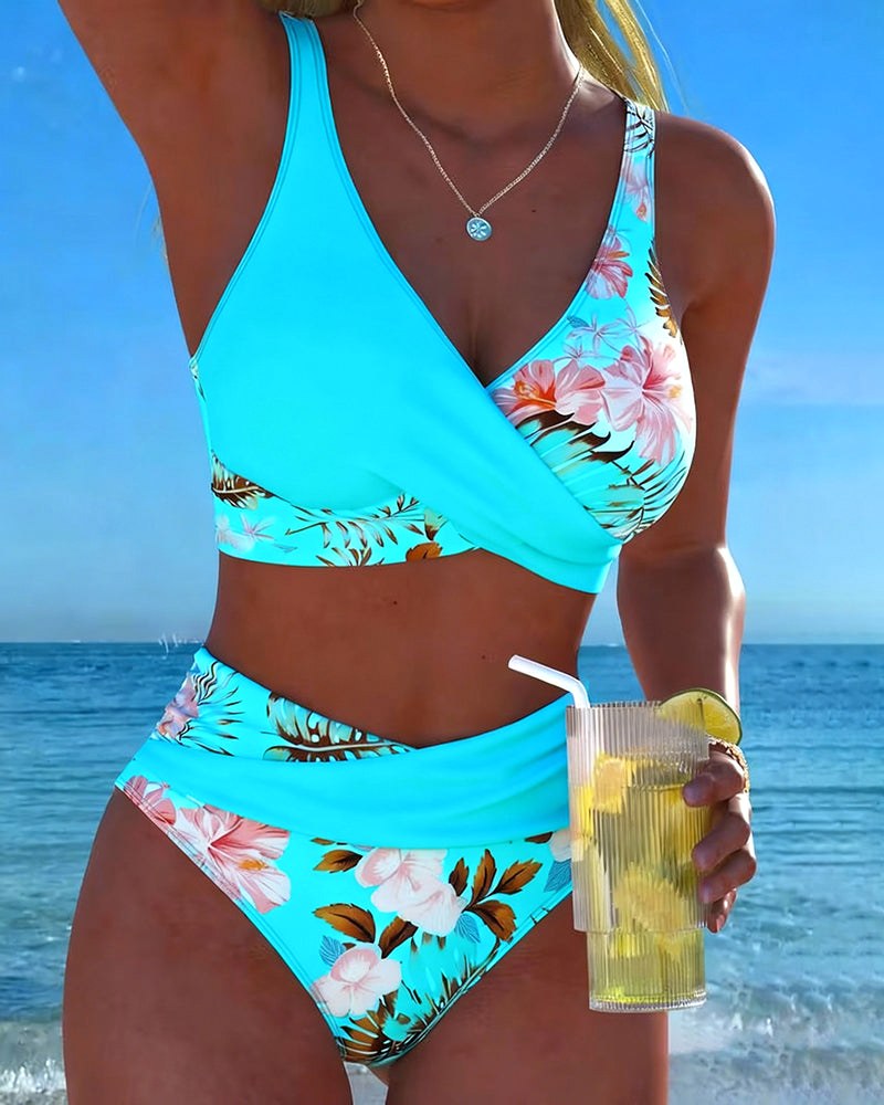 Kelsey | Women's Floral Contrast Split Bikini - image 8