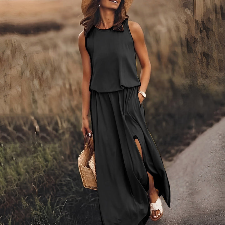 Madelyn | Women's Sleeveless Maxi Dress with Retro Print - image 3