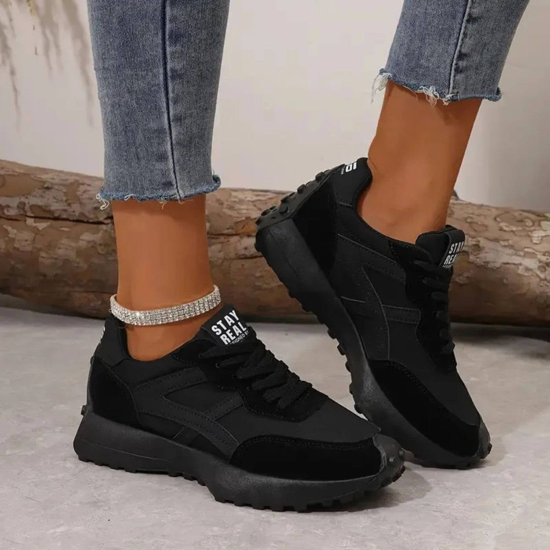 Madison | Women's Slip-Resistant Sneakers with Breathable Design - Black