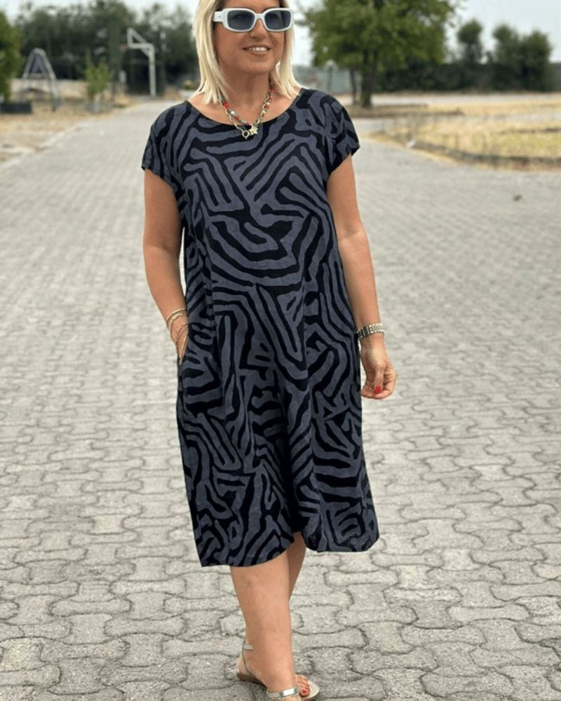 Maisie | Women's Printed Crew Neck Midi Dress - image 4